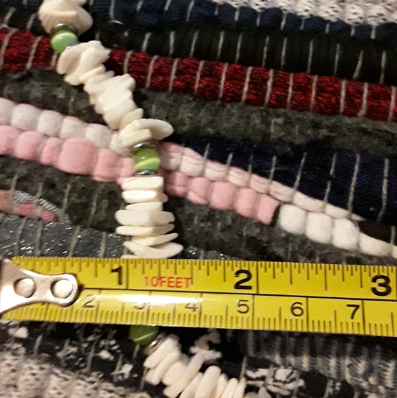 Vintage Puka Shell Choker - Picture 7 of 9
